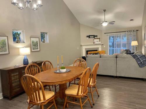 Brand New 3 Bedroom Condo in Bettendorf in Bettendorf, USA
