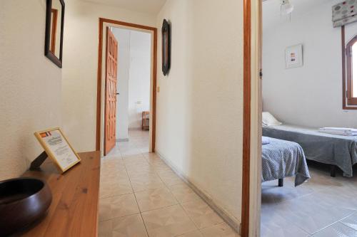 WELCS APARTAMENTO 118 EMP con vistas al canal - image 3