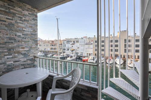 Apartment with Terrace image 9