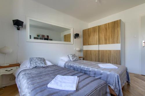 UnitApartament Warszawa Centrum Room in Apartment by Metro Rondo ONZ Super wygodne noclegi zapraszamy, Varšava (fotografie 10)