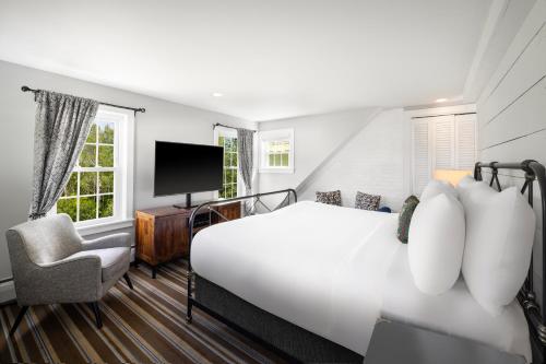 526740733 The Equinox Golf Resort & Spa