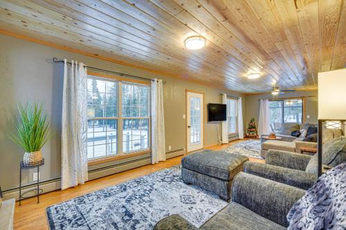 Charming Butternut Lake Getaway with Deck and Dock! in Park Falls, USA