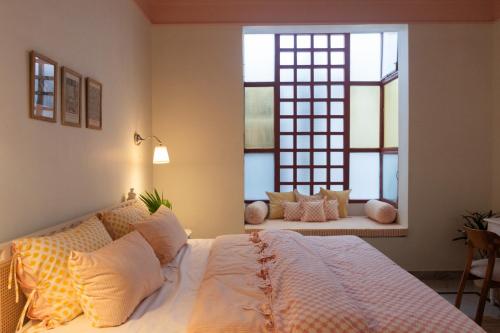 1 queen bed