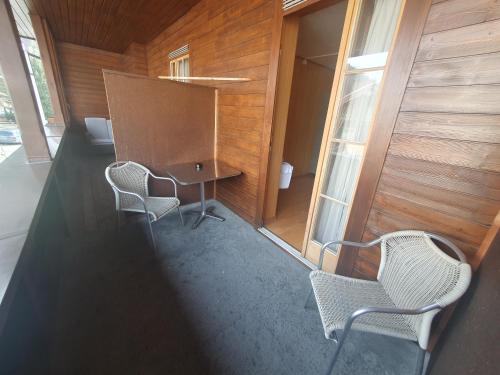 Twin Room with Shared Bathroom and Balcony image 8