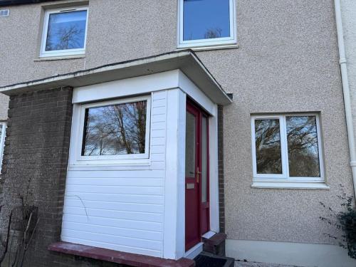 4 Bed House, Glenrothes sleeps 5 in 格倫羅西斯