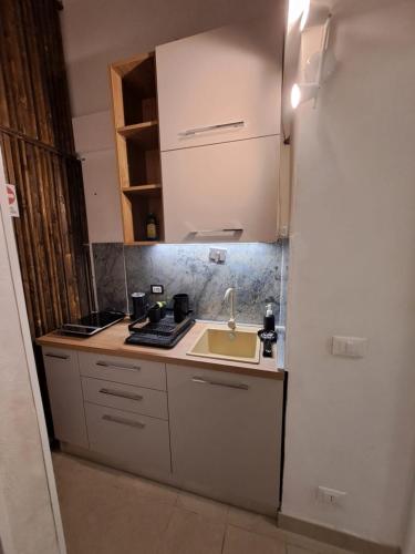 Emperooms Guest House - image 12