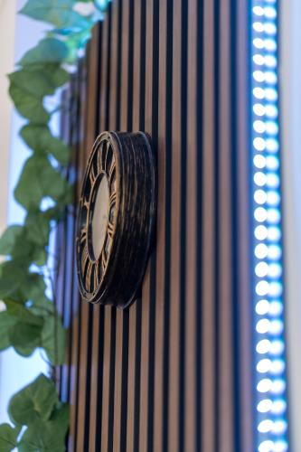Vintage Home by NDK and Vitosha Blvd with Free Secured Parking, Sofia (Foto 10)