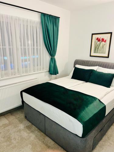 Hotel Genta – Salzburg, IA