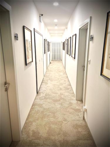 Hotel Genta Room Type - Deluxe Twin Room