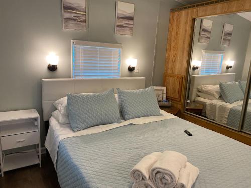 Model Home near Camp Lejeune with Water View in Sneads Ferry (NC)