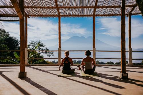 Fitnesa centrs, Designers Luxury Retreat with breathtaking gardens in Tzununa