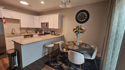 Spacious 3-Bedroom Modern Home Near CLT Motor Speedway in Concord, USA