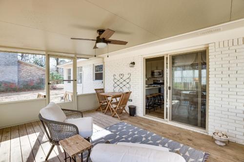 10 Mi to UAB Inviting Home with Free Parking and WiFi in ฟูลตันเดล (AL)