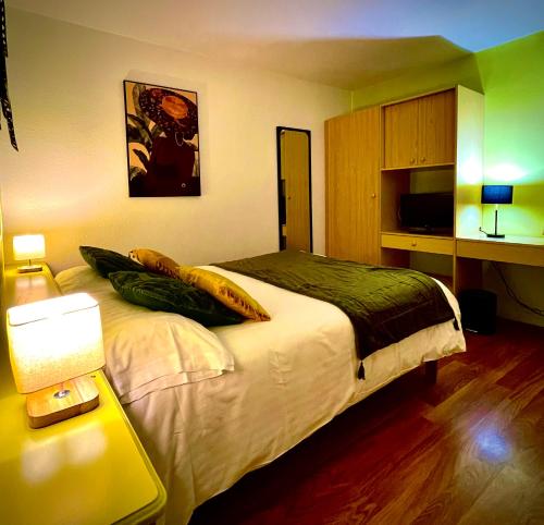 1 double bed