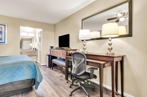 Quality Inn Monterey - image 3