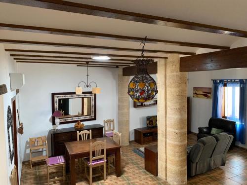 Casa Ca Quim, entre montañas y mar, (Casa Ca Quim, entre montanas y mar,) in Enguera