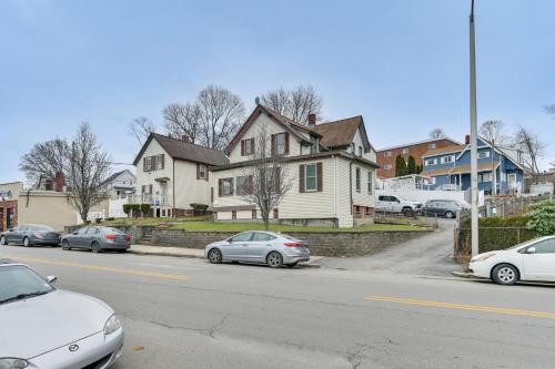 Pet-Friendly Malden Apartment 7 Mi to Boston! in Malden