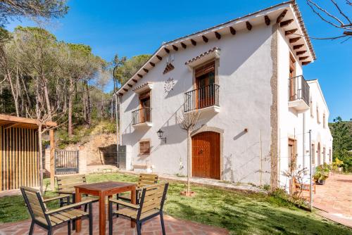 La Terraza - Großzügiges Appartment in Katalanischer Masia