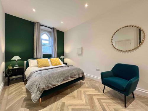 INCREDIBLE 3 Bedrooms Windsor Home, Free Parking - A Blend of Luxury and Character - Incredible Location - Windsor Castle, Ascot, Legoland, Heathrow Airport, Windsor (foto 7)