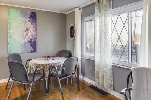 Pet-Friendly Union Home about 19 Mi to Cincinnati! in Union, USA
