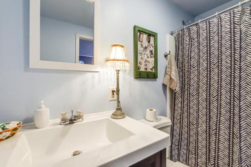 Pet-Friendly Union Home about 19 Mi to Cincinnati! Pet-Friendly Union Home about 19 Mi to Cincinnati!