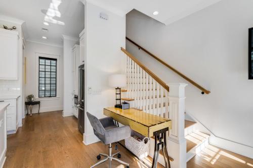 Colby's Castle in 芒特普萊森特