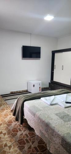 Standard Triple Room image 9