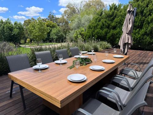 Bunyip boutique estate