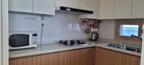 Kitchen, Gangneung Sacheon beach Happy House in Gangneung-si