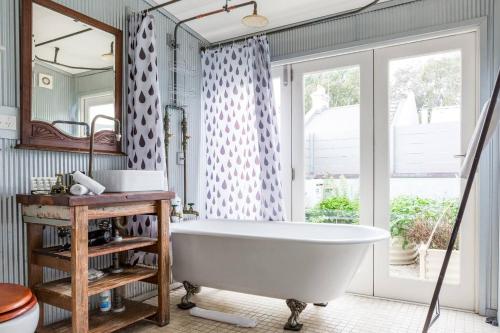Urban Farmhouse Flair - Surry Hills Terrace Serenity - image 2