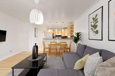 Centrally Located 2 Bedroom Spacious Basement Suite in North Vancouver, Canada