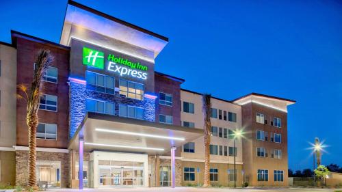Exterior view, HOLIDAY INN EXPRESS CHINO HILLS in Chino Hills (CA)