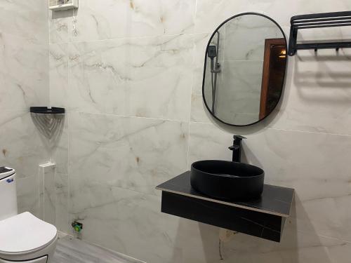 Cat Tien Hotel - 샤워실