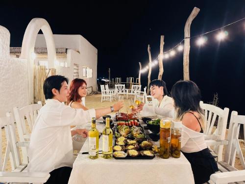 Chiu Chiu Resort Đảo Phú Quý - 레스토랑