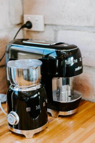 'Tyalla Lodge' Unique Luxe Design in the Mountains