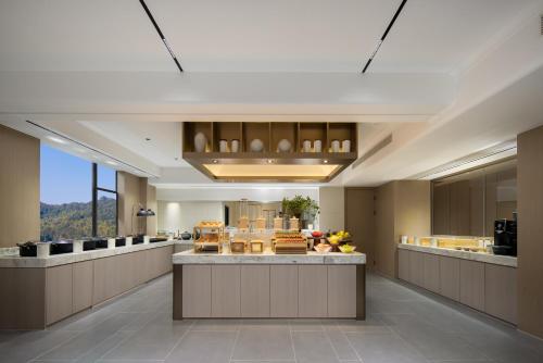 Restaurant, Atour Hotel Ningbo Ninghai in Ninghai