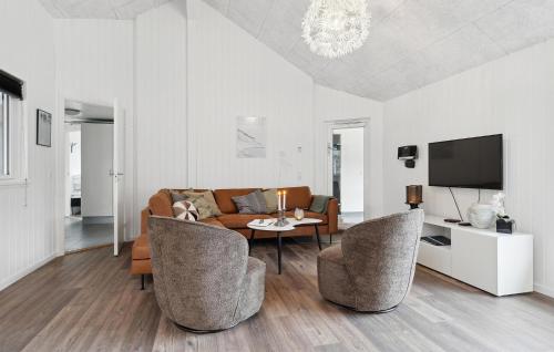 Awesome Home In Frederiksvrk With Wifi