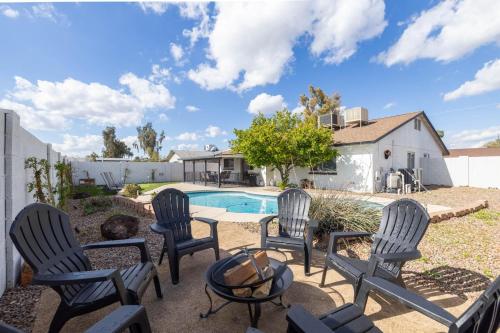 Open Floor Mesa Gable Vacation Home