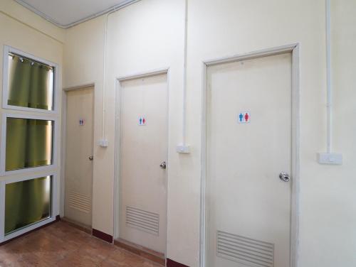 EZ Sleep @ Ratchada 19 Room Type - Single Room with Shared Bathroom