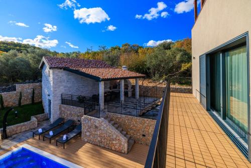 Villa Le Maris with indoor & outdoor heated pool