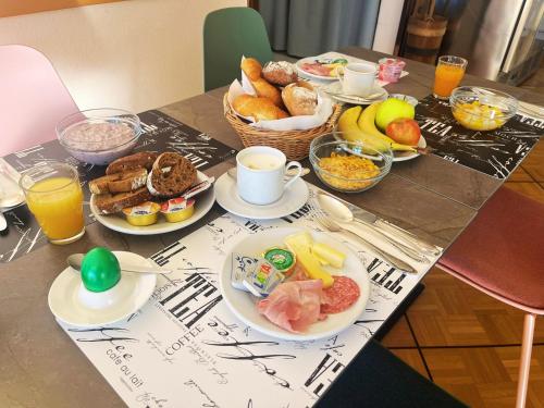 Hotel Rondinella Locarno in Locarno, Schweiz