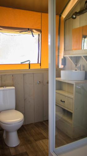 حمام, Glamping Terme Čatež (Glamping Terme Catez) in Catez Ob Savi