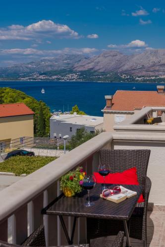 Cina Apartments - image 8