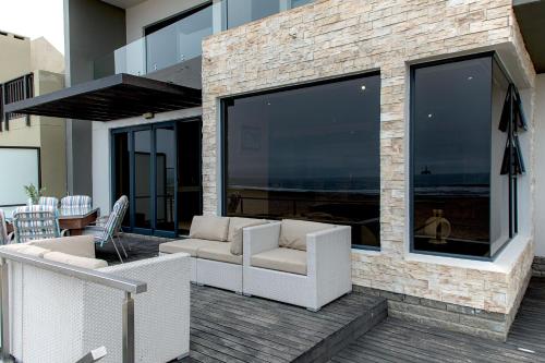 Balkonas / terasa, Flamingo Beach in Rand Rifles