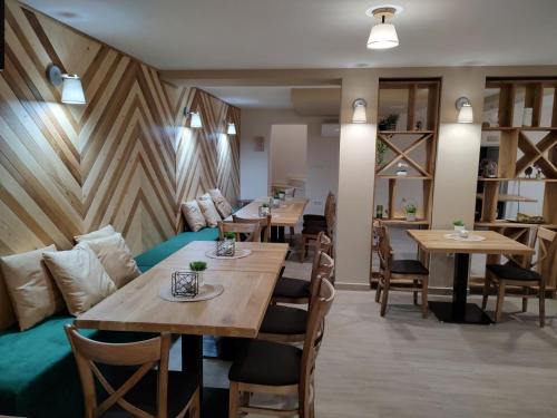 Youtopia Riverside Youtopia Riverside