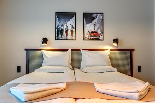 Mountain Lake Hotel - image 2