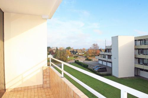 Apartment with Sea View image 1