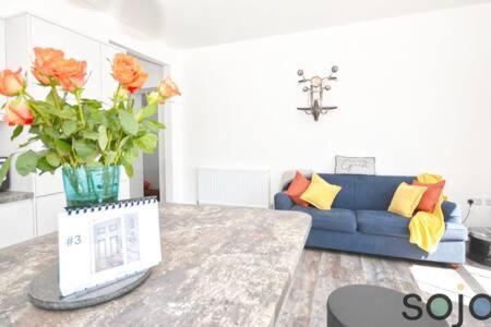 Stunning split level apartment with roof terrace, Lowestoft (fotografie 2)
