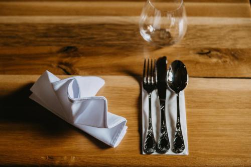 Їжа та напої, Statek Poštolka (Statek Postolka) in Світави