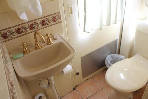 A Hotelcom Krinklewood Cottage Train Carriages Guest - 